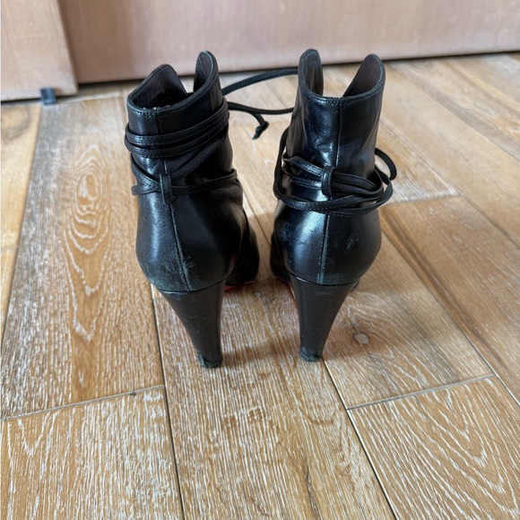 Louboutin size 40 black booties - Picture 3 of 4